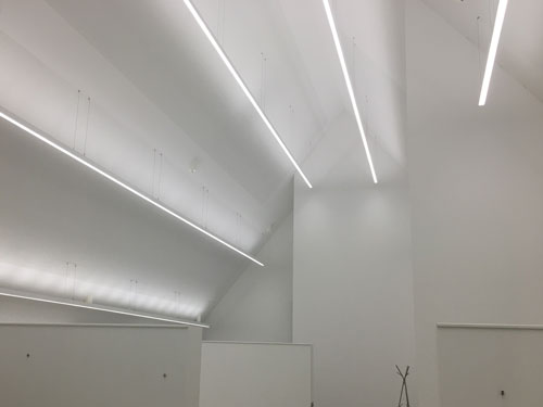 planification d'éclairage led intérieur design pour sous-toiture